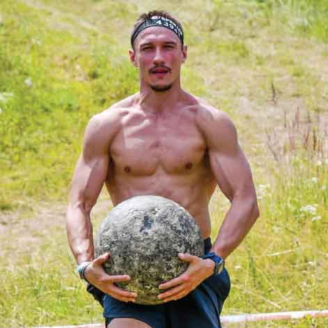 Peter Džubera - kondičný a pohybový tréner tanečnej školy Outbreak